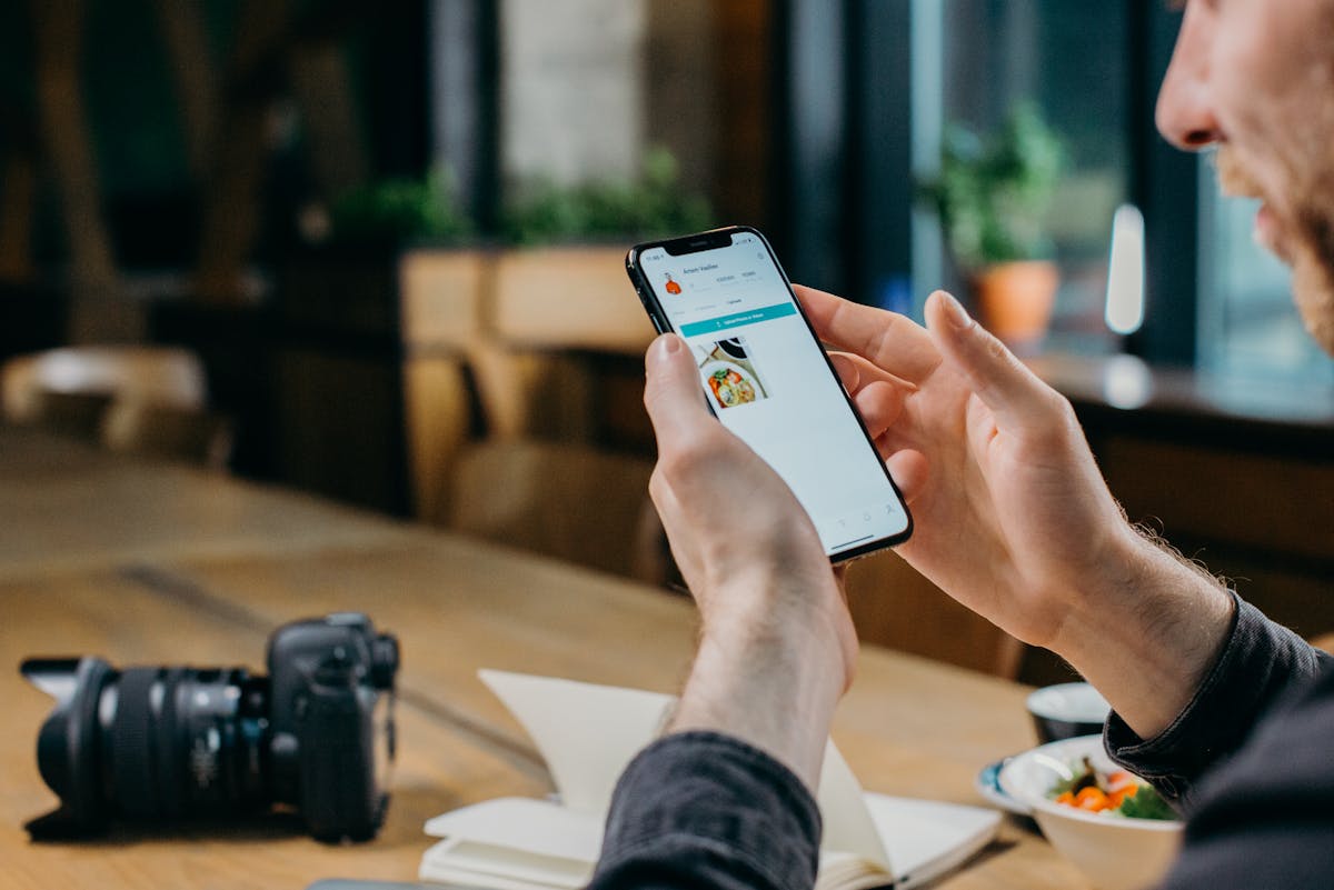 Welche Auswirkungen hat die Nutzung von Social Media auf die mentale Gesundheit